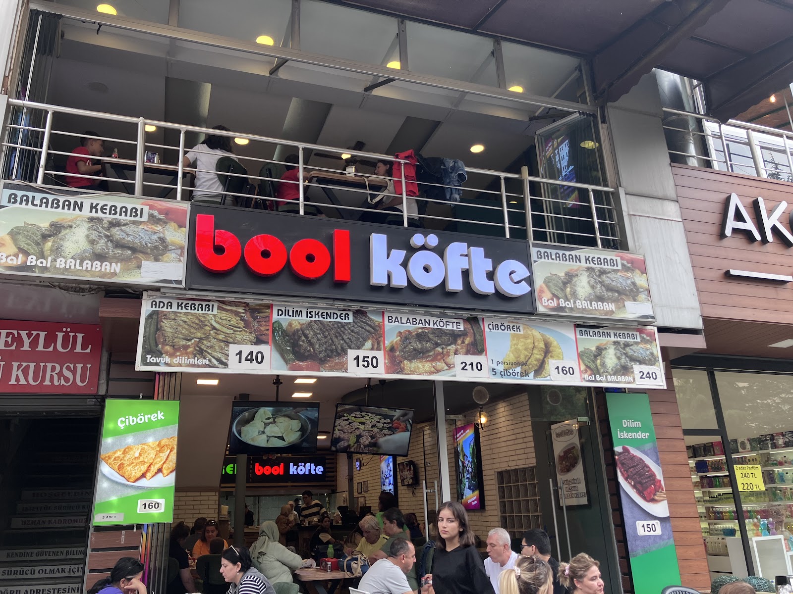 Bool Köfte — photo
