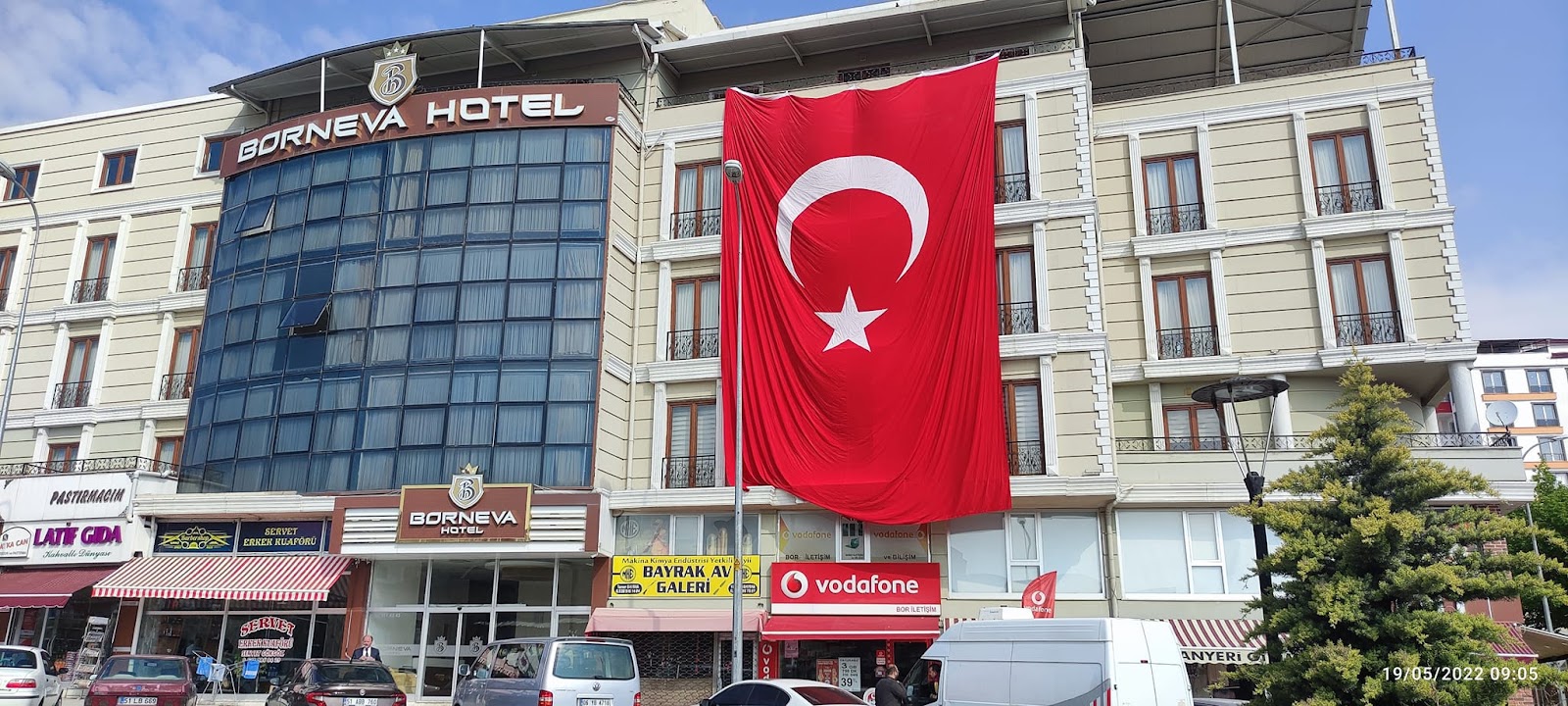 BORNEVA HOTEL — fotoğraf