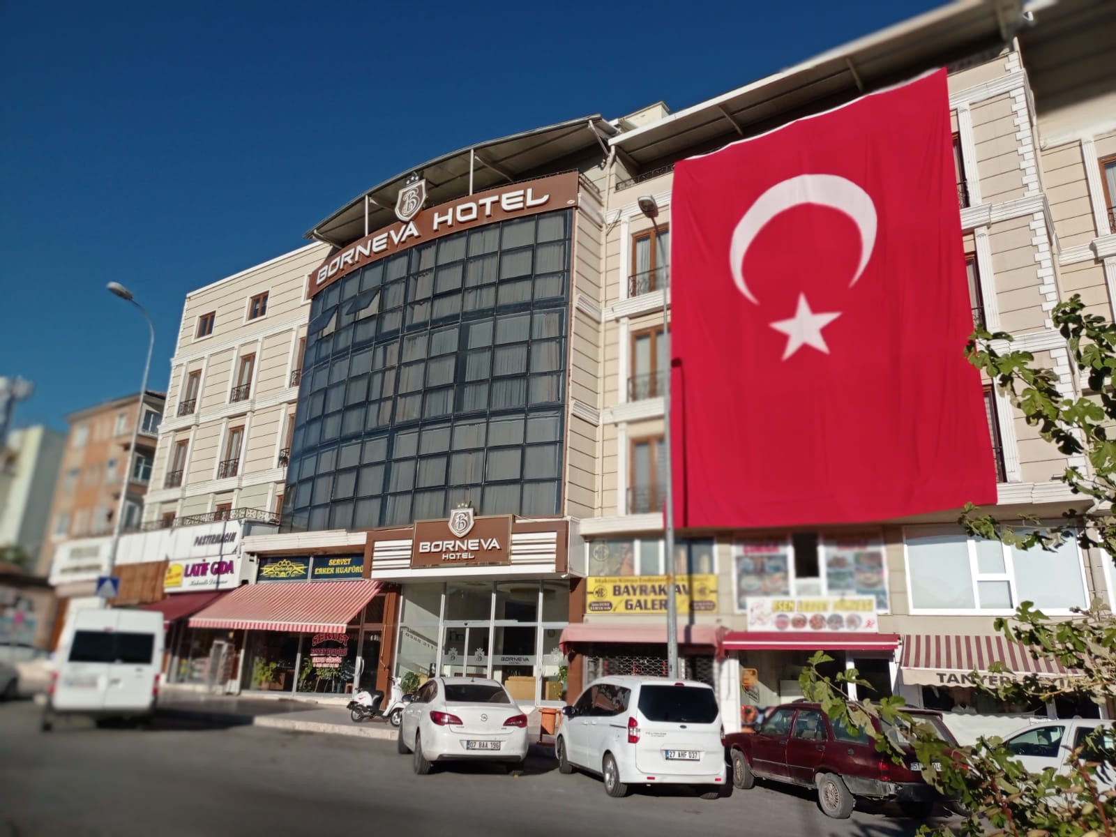 BORNEVA HOTEL — fotoğraf 4