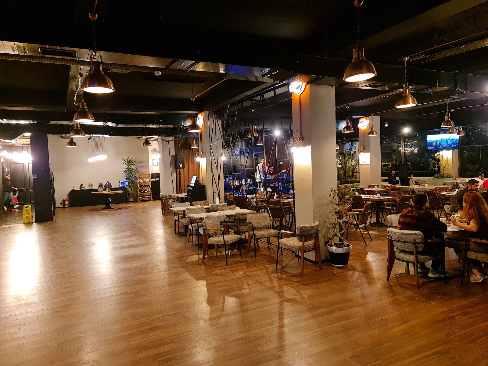 Boss Lounge — fotoğraf 1