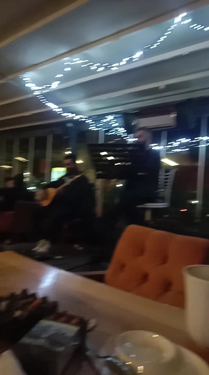Botanik Kafe Restorant — fotoğraf 3