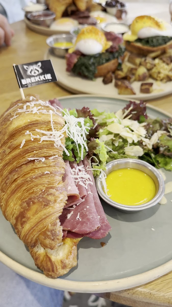 Brekkie Breakfast Club — fotoğraf 3