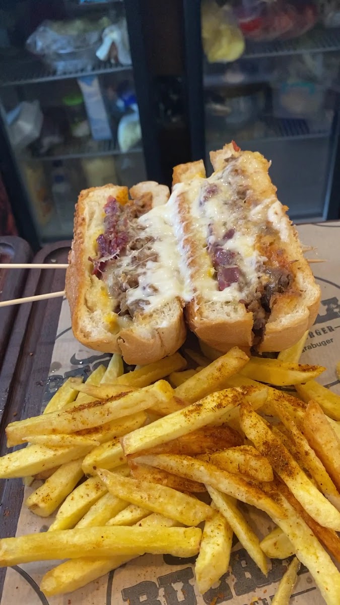 Buğra burger akyazı — photo 3