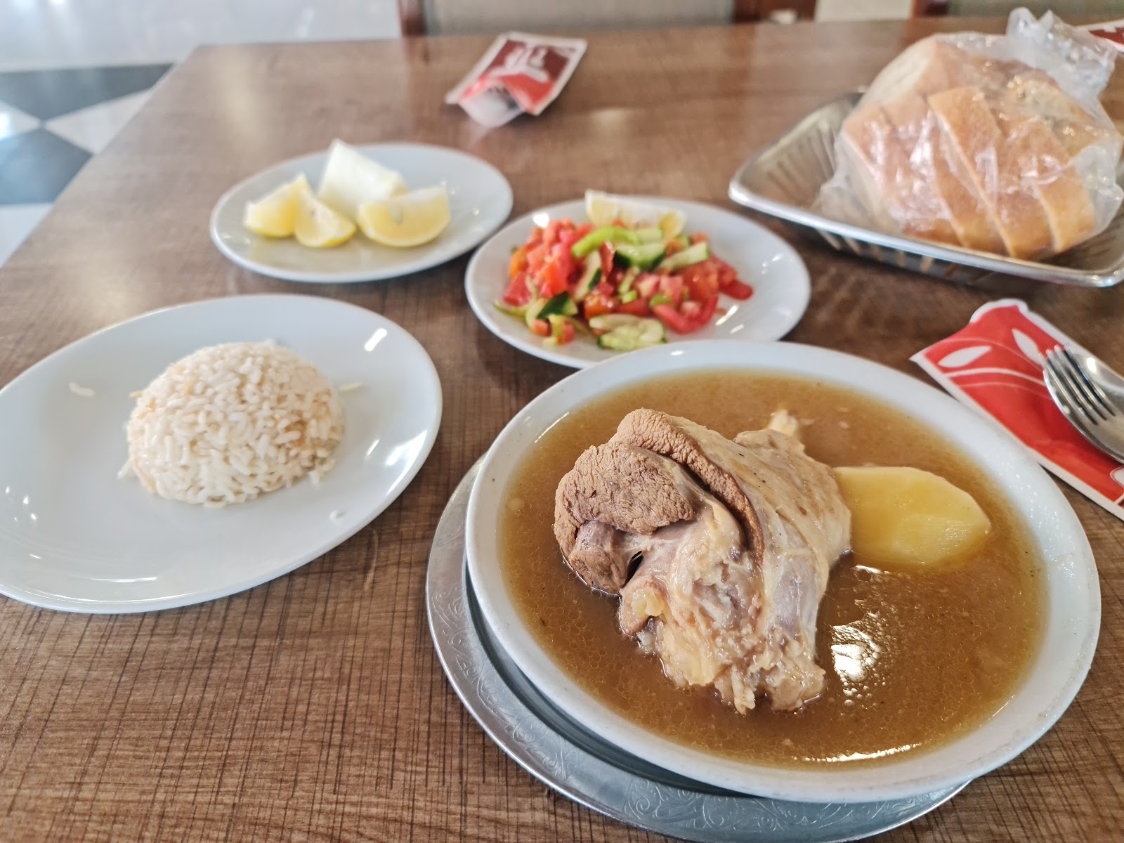 Burak Et Lokantası — fotoğraf 4