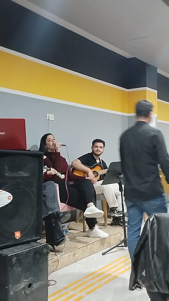 Burcu Cafe — fotoğraf 3