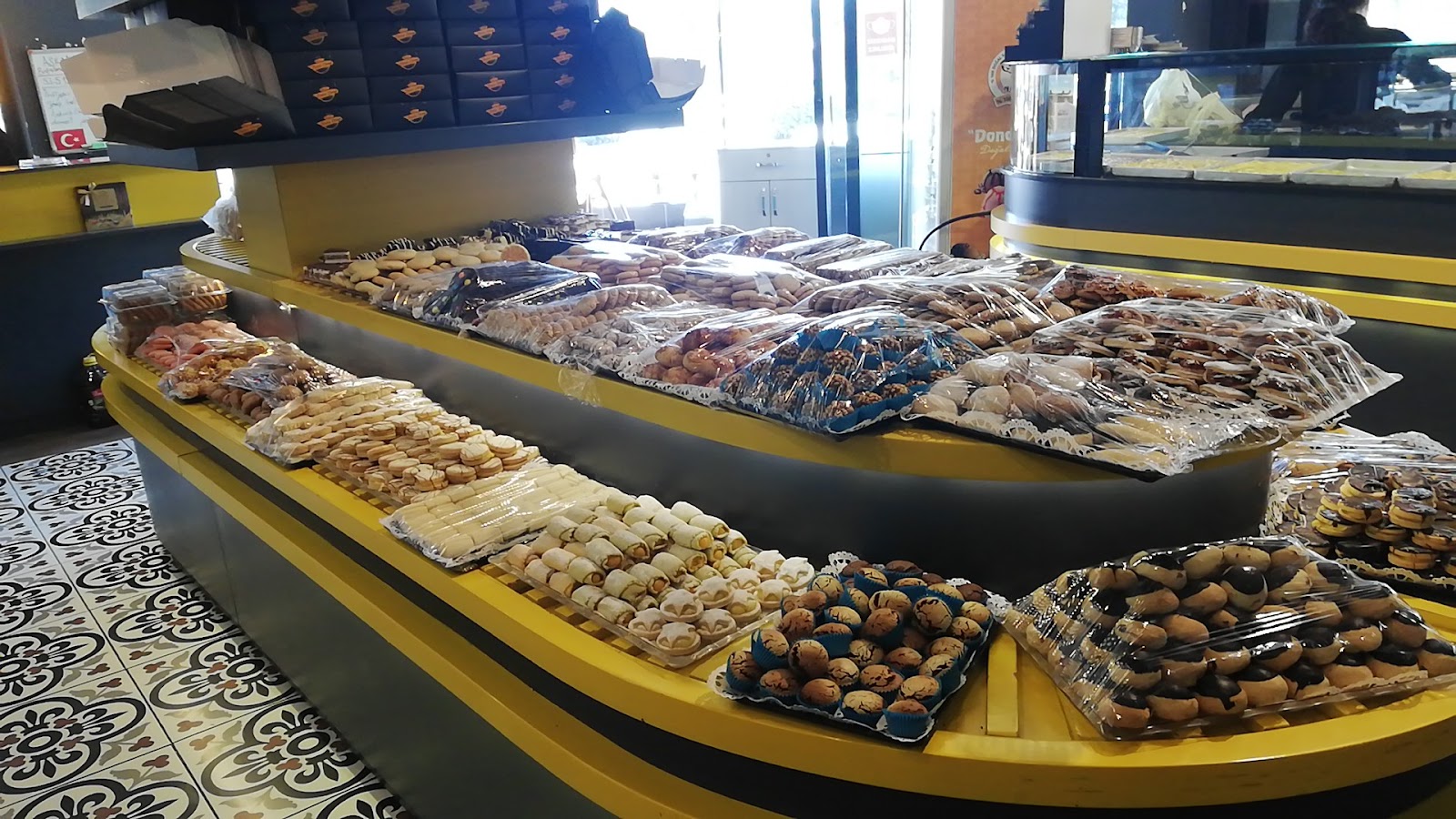 Burcu Ekmek Kafe & Patiseri — photo 3