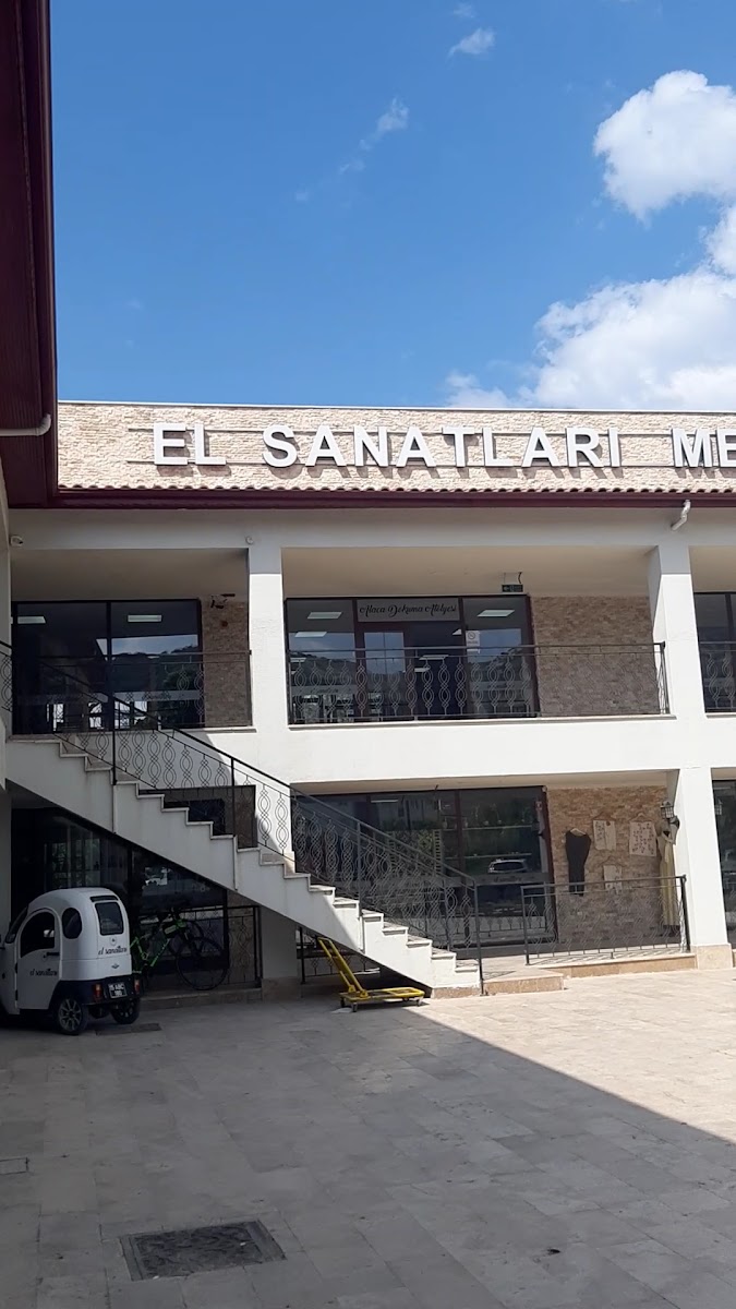 Burdur El Sanatları Atölyesi Ve Satış Merkezi — fotoğraf 2