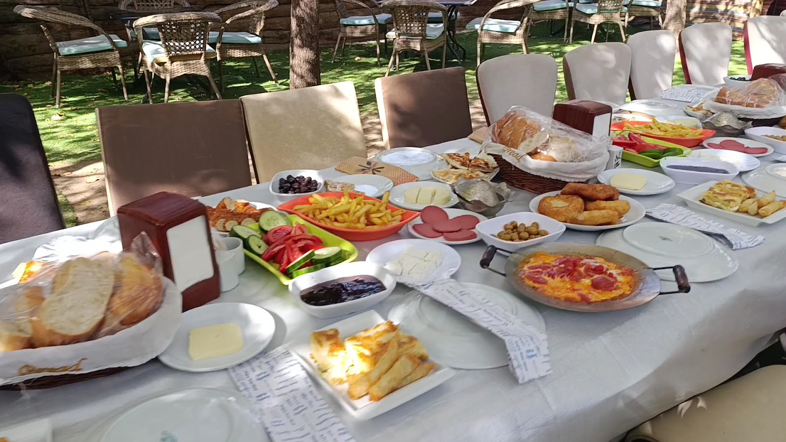 Burdur Şiş Izgara Kahvaltı - Saklı Bahçe — fotoğraf 3