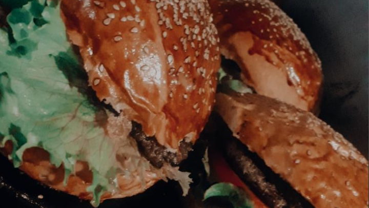 Burger Buffs Cumhuriyet Şubesi — photo 8