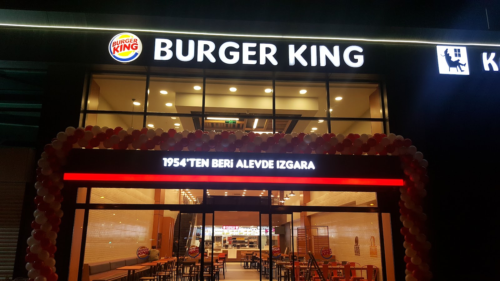 Burger King Dunya Kavsagi — fotoğraf
