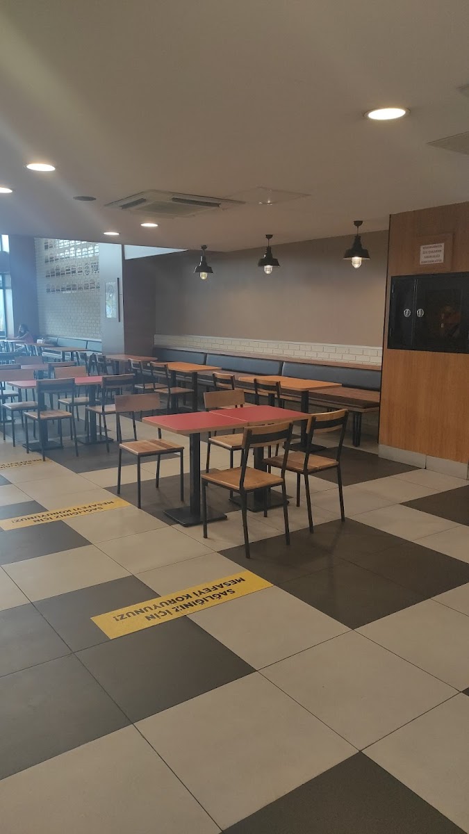 Burger King - İnönü Caddesi — fotoğraf 3