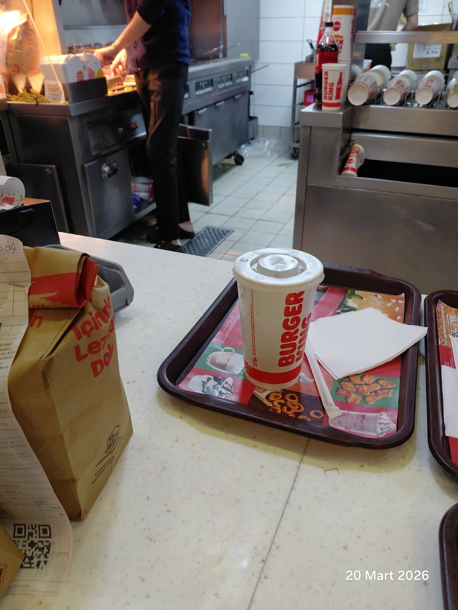 Burger King - Yaşar Kemal Caddesi — fotoğraf 2