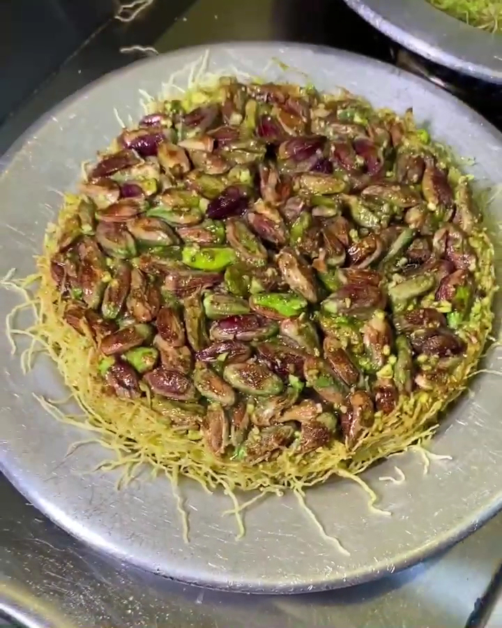 burger künefe — photo 10