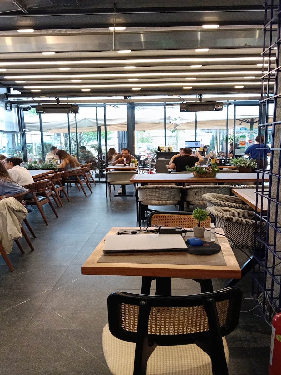 Burger Tower Körfez — photo 3