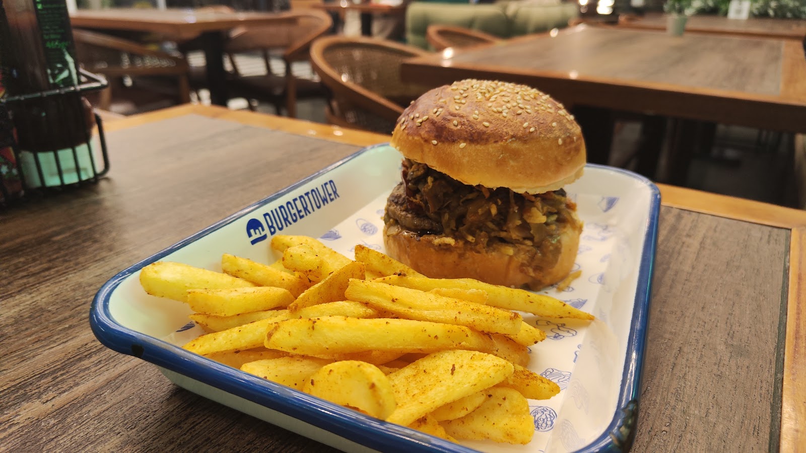 Burger Tower Körfez — photo 5