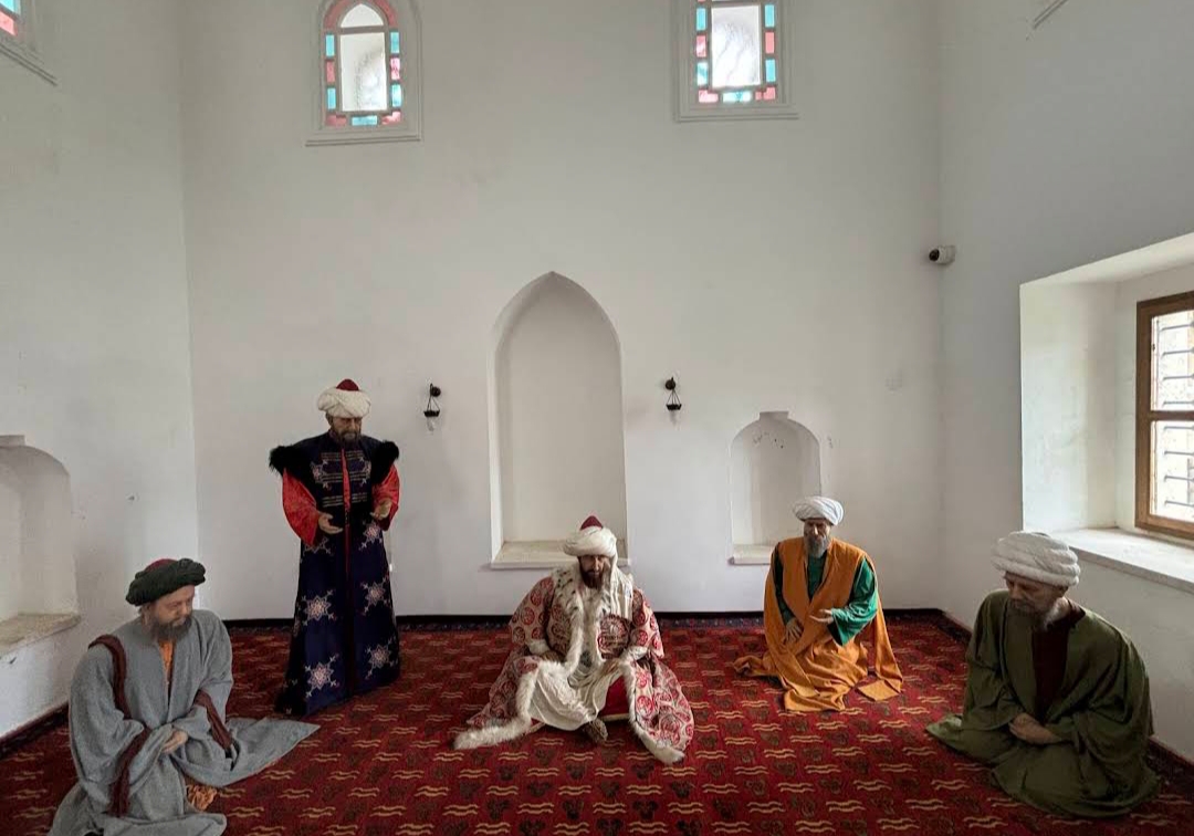 Burmalı (Üç Şerefeli) Cami — fotoğraf 5