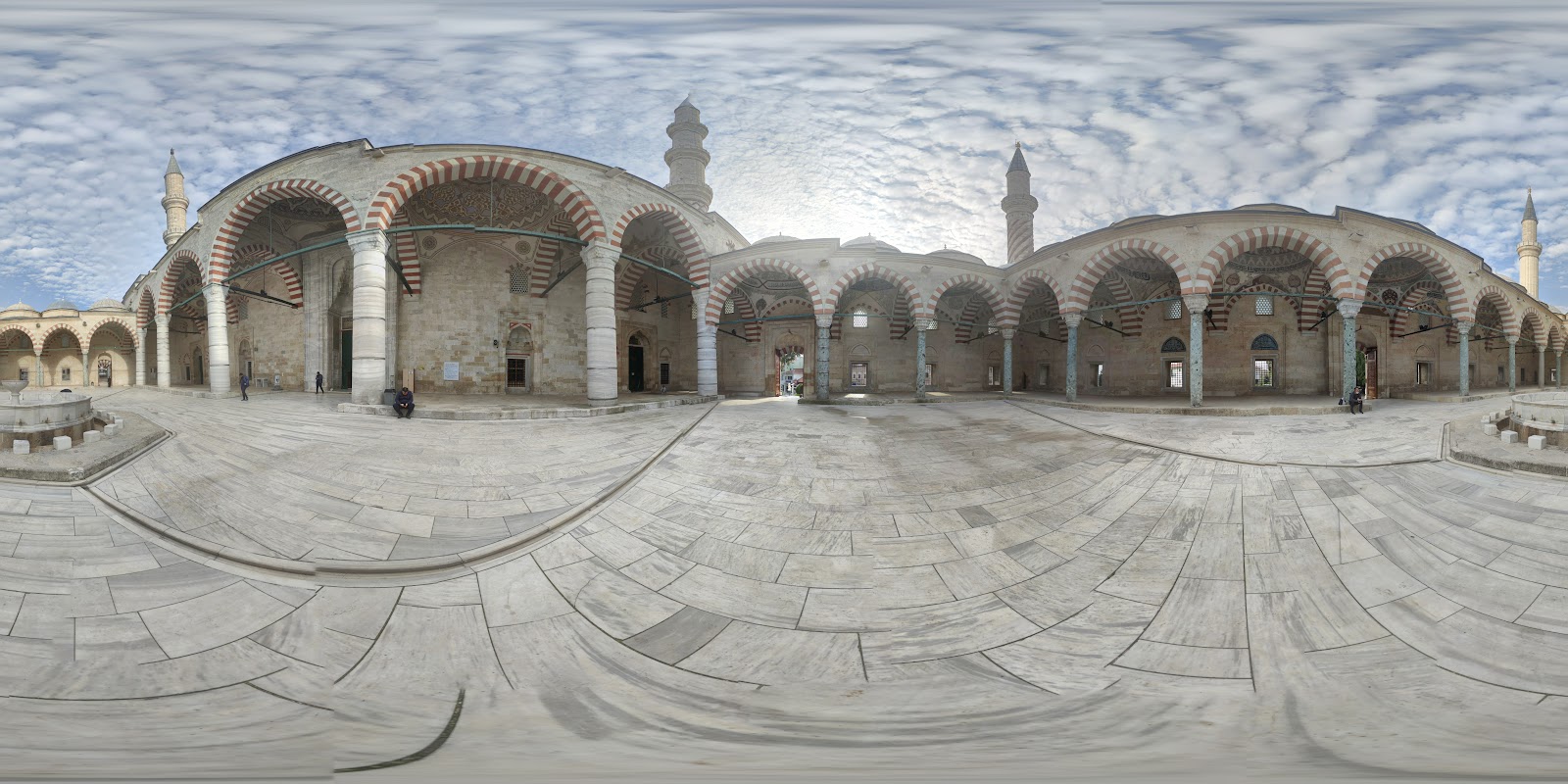 Burmalı (Üç Şerefeli) Cami — fotoğraf 6
