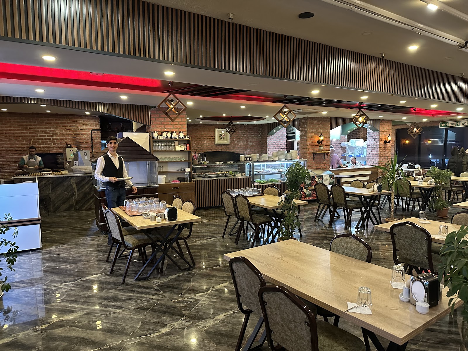 Bursa İskender kebapçısı — fotoğraf 5