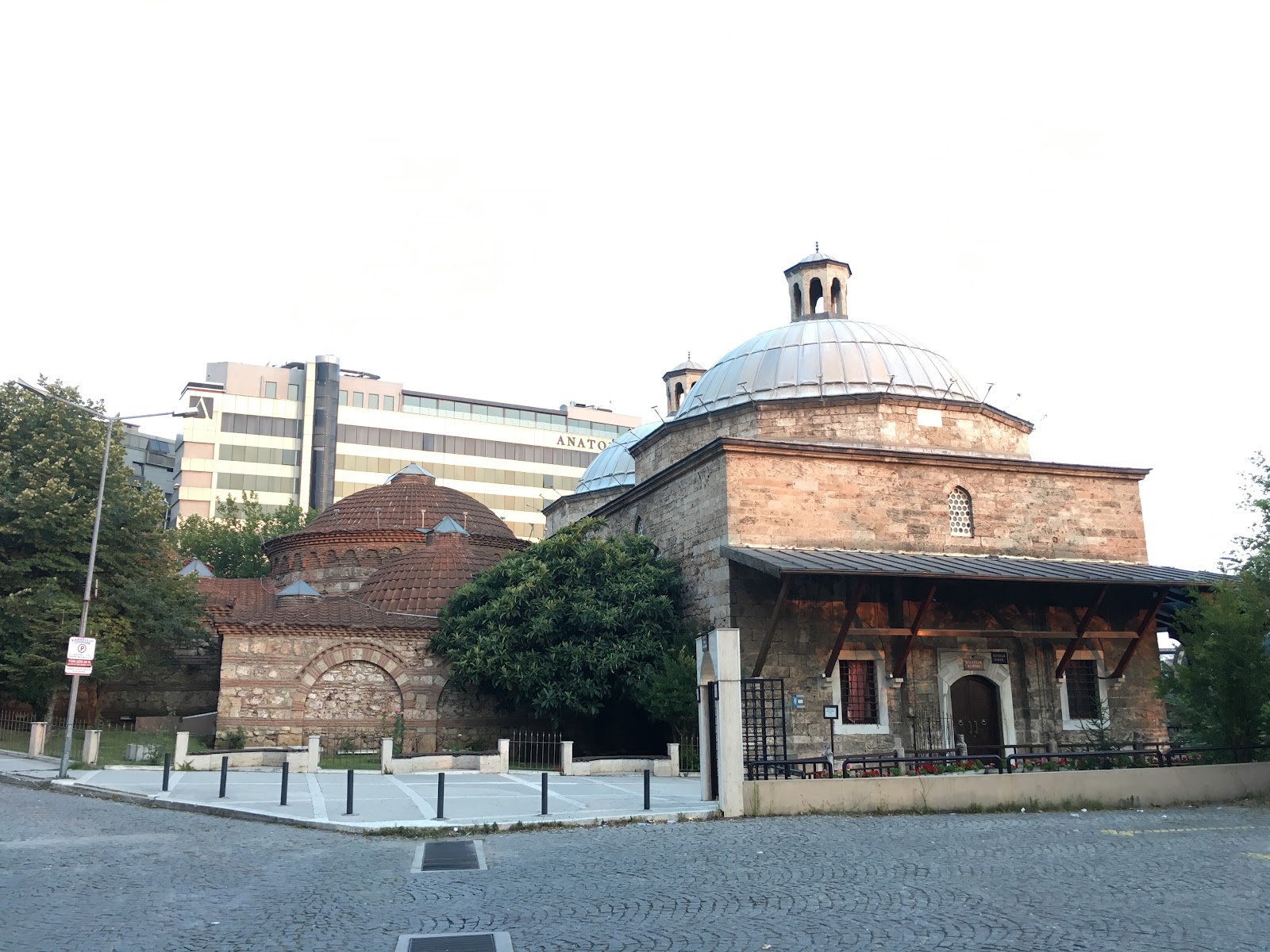 Bursa Tarihi Çekirge Sultan Hamamı — fotoğraf 1