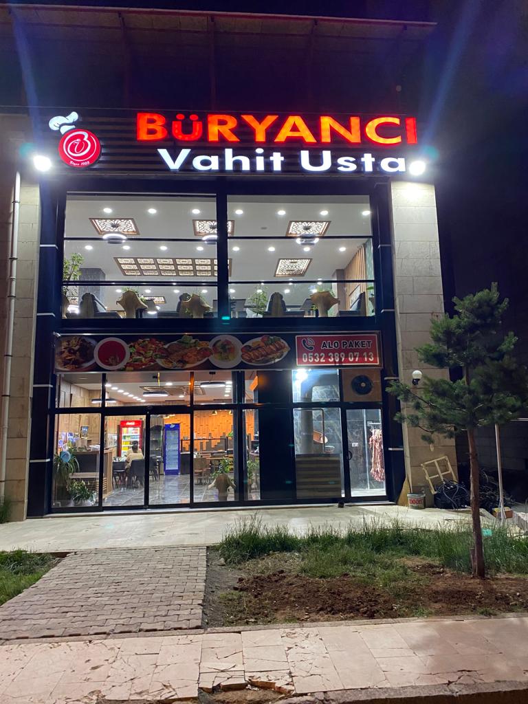 Büryancı Vahit Usta Yeni Çarşı Şubesi — fotoğraf 1