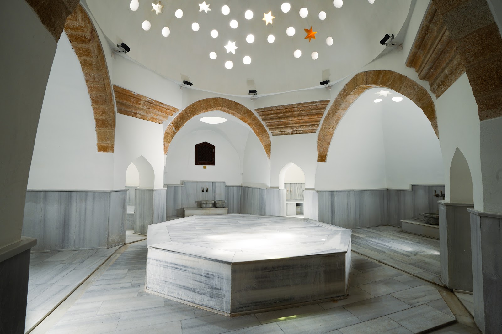Büyük Hamam - Historical Turkish Bath — photo