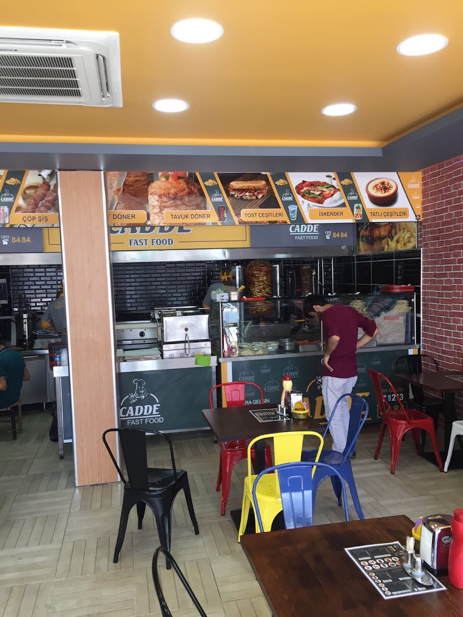 Cadde Döner — fotoğraf 1