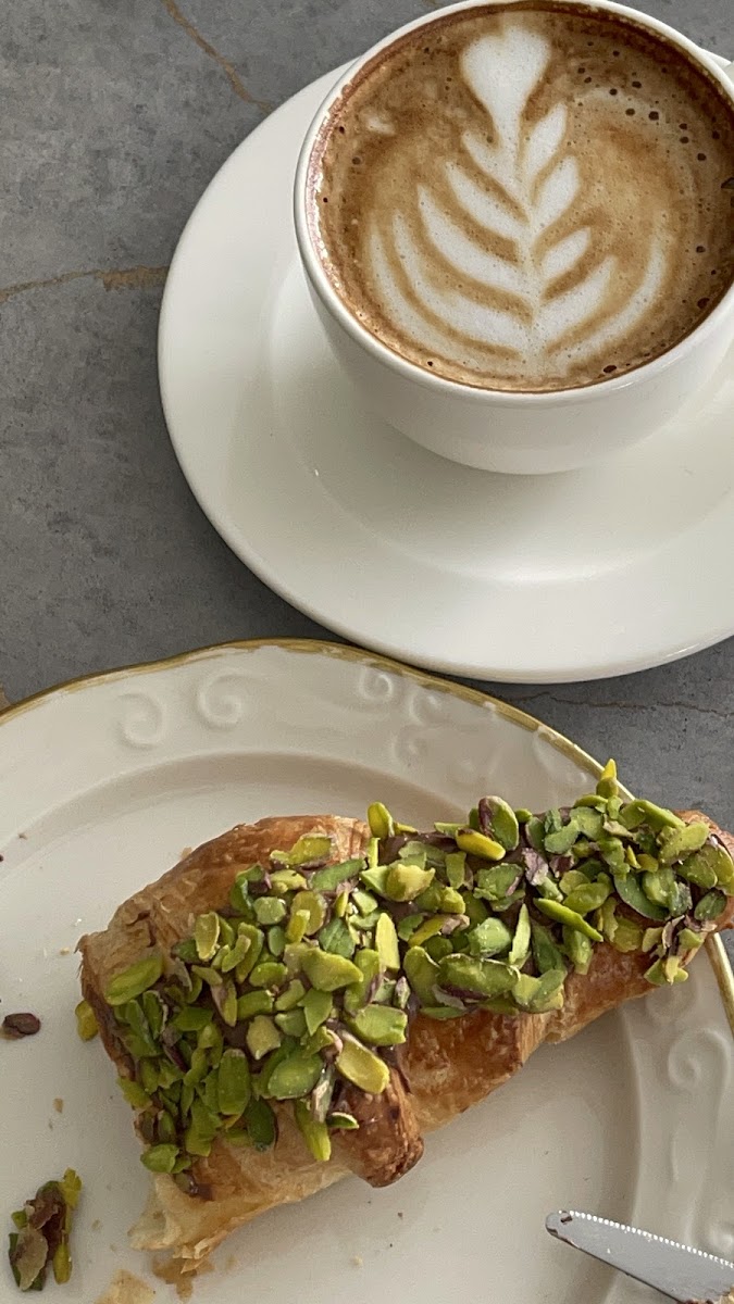 Cafe Amour CB — photo 4