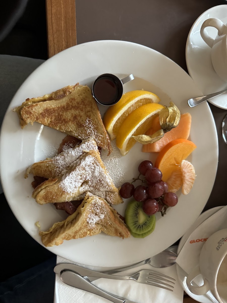 Cafe Glockenspiel GmbH — photo 5