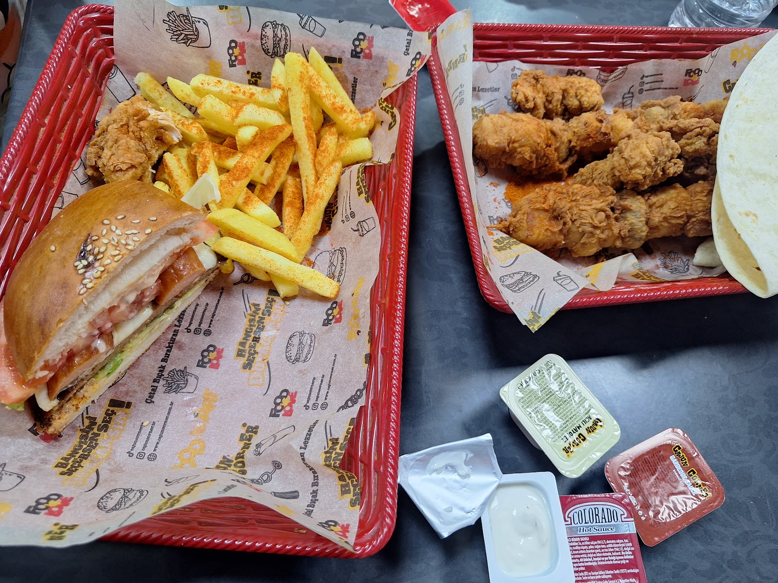 CAJUN CORNER BATMAN — fotoğraf 3