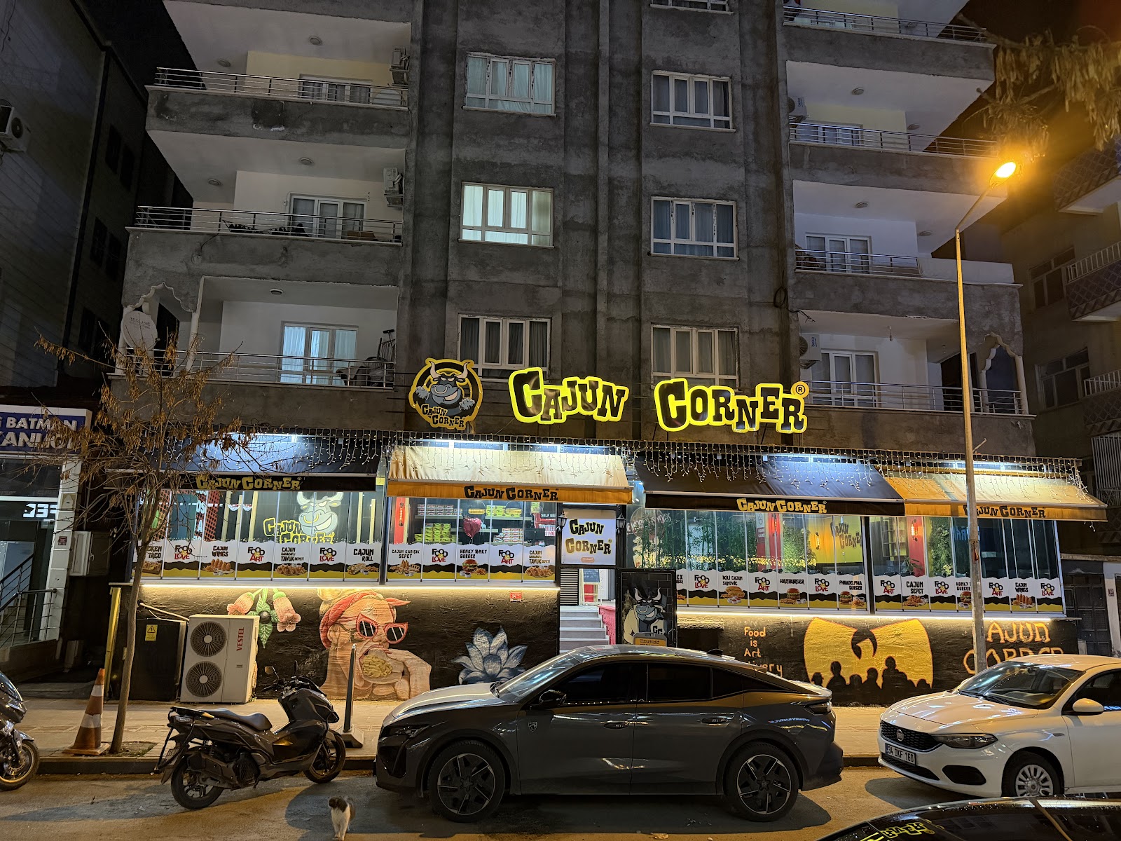 CAJUN CORNER BATMAN — fotoğraf 6