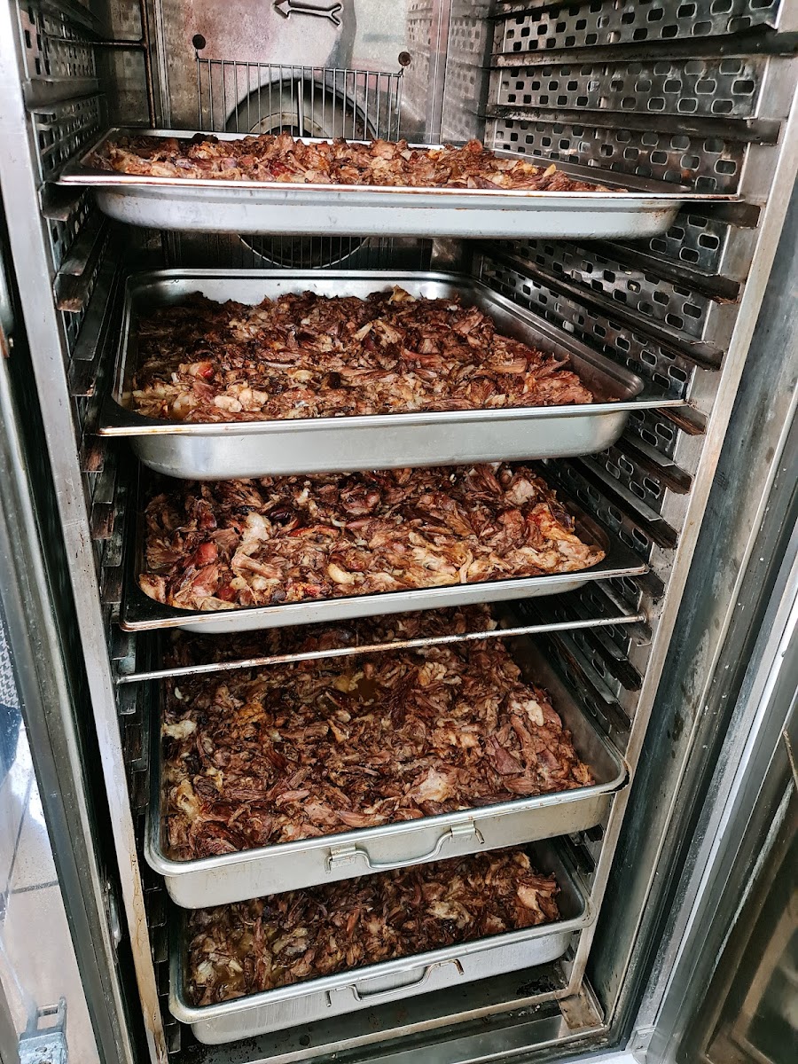 Çakıroğulları Etli Ekmek ve Et Lokantası ve Kasap Ağlı — fotoğraf