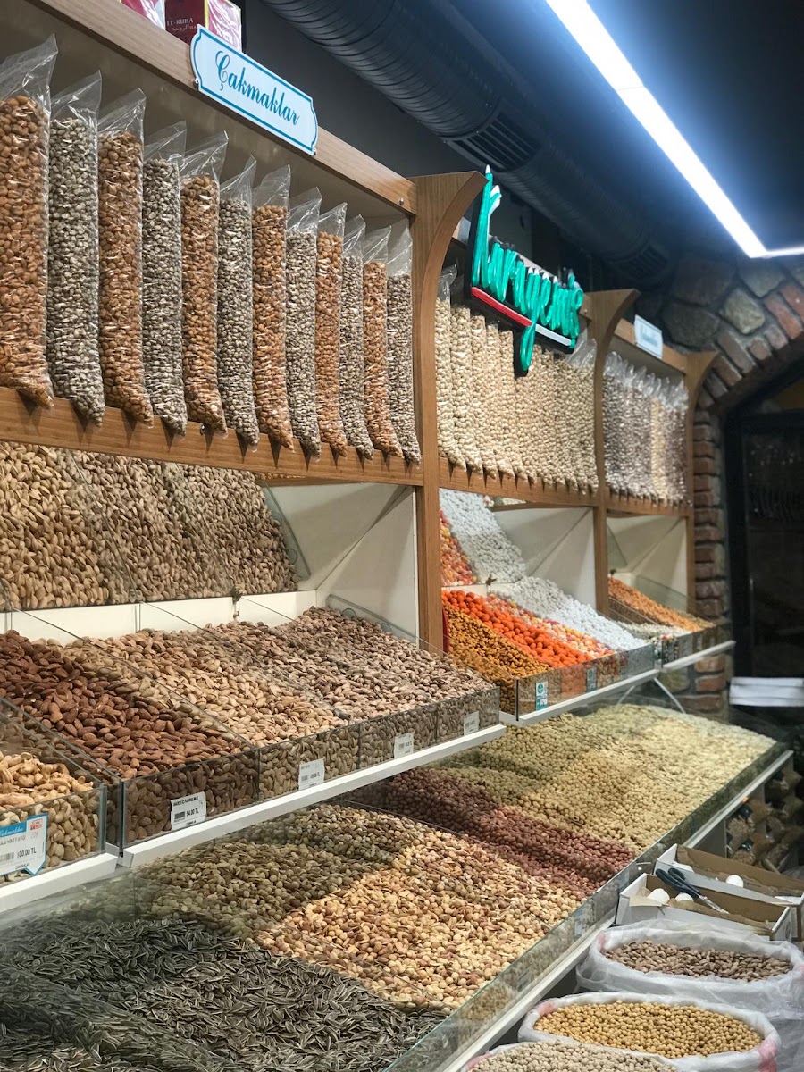 Çakmaklar Yöresel Ürünler Baharat Kuruyemiş — fotoğraf 2