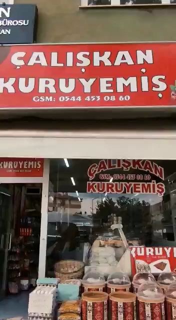 Çalışkan kuruyemiş — fotoğraf 3