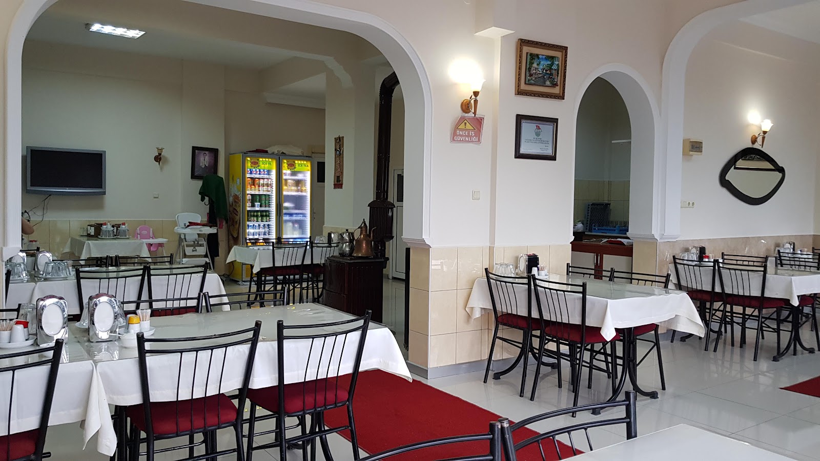 Camili Köfte Salonu - Ömer Usta'nın Yeri — fotoğraf 5