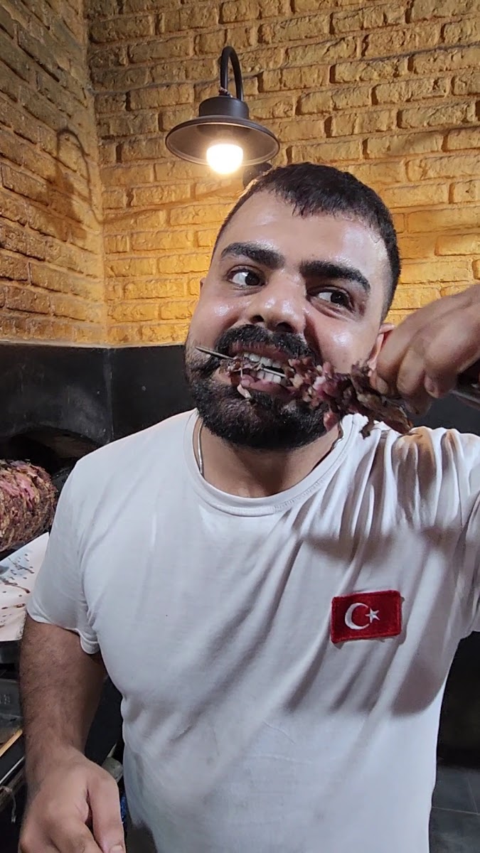 CAN BABADAN PLUS CAĞ KEBAP — fotoğraf