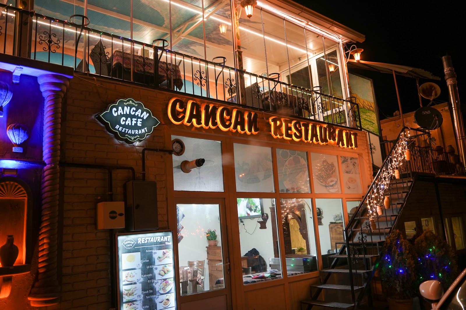 CANCAN Cafe and Restaurant — fotoğraf