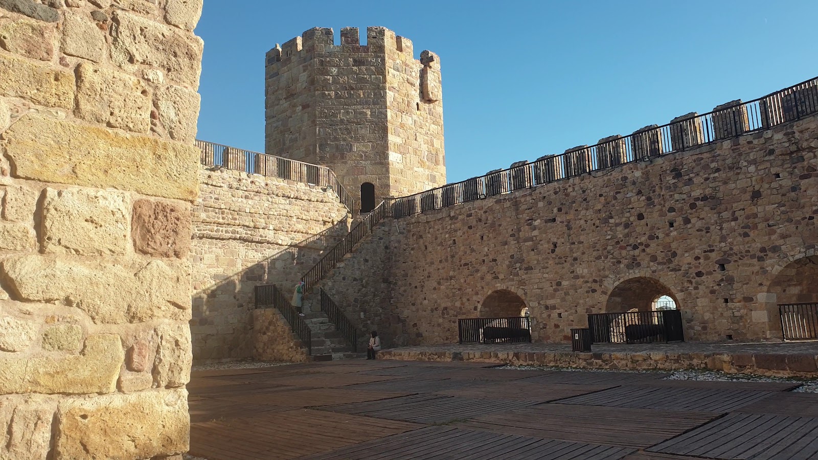 Çandarlı Kalesi — fotoğraf 4