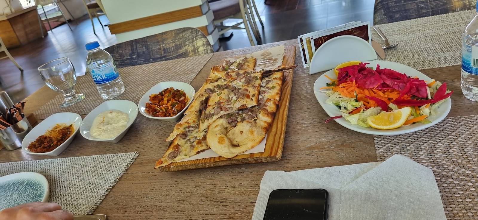 Canoglu Cafe Restoran — fotoğraf 5