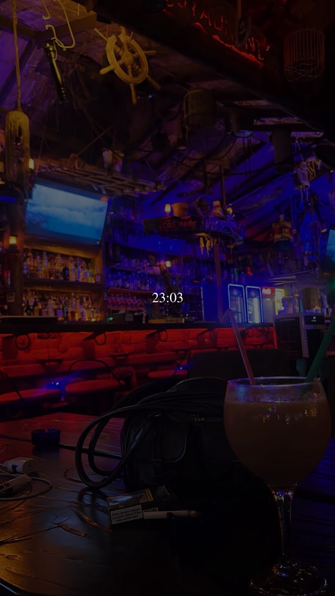 Captain Pirate Restaurant Bar — photo 3