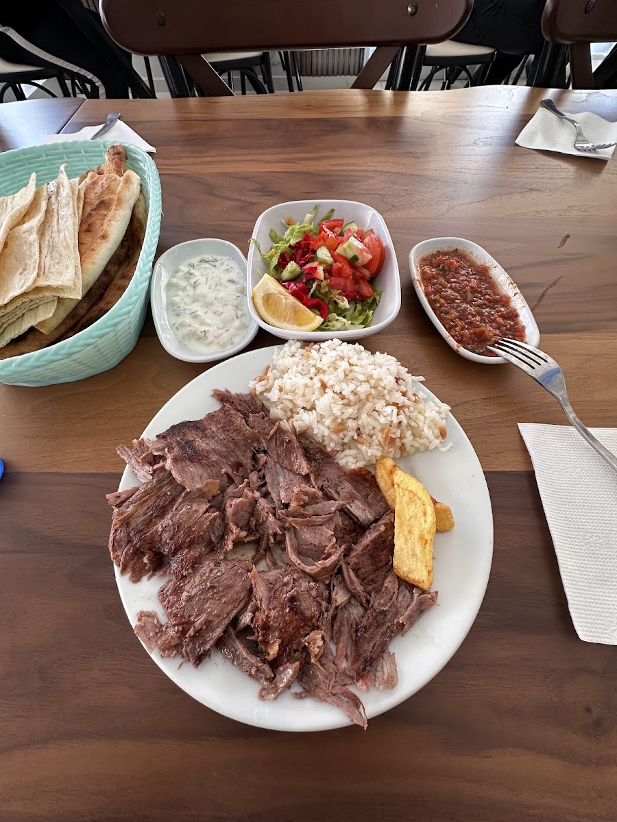 Çardak Kebap Salonu — fotoğraf 2