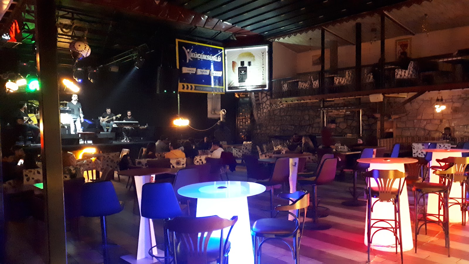 Casablanca Bistro Pub — fotoğraf 4