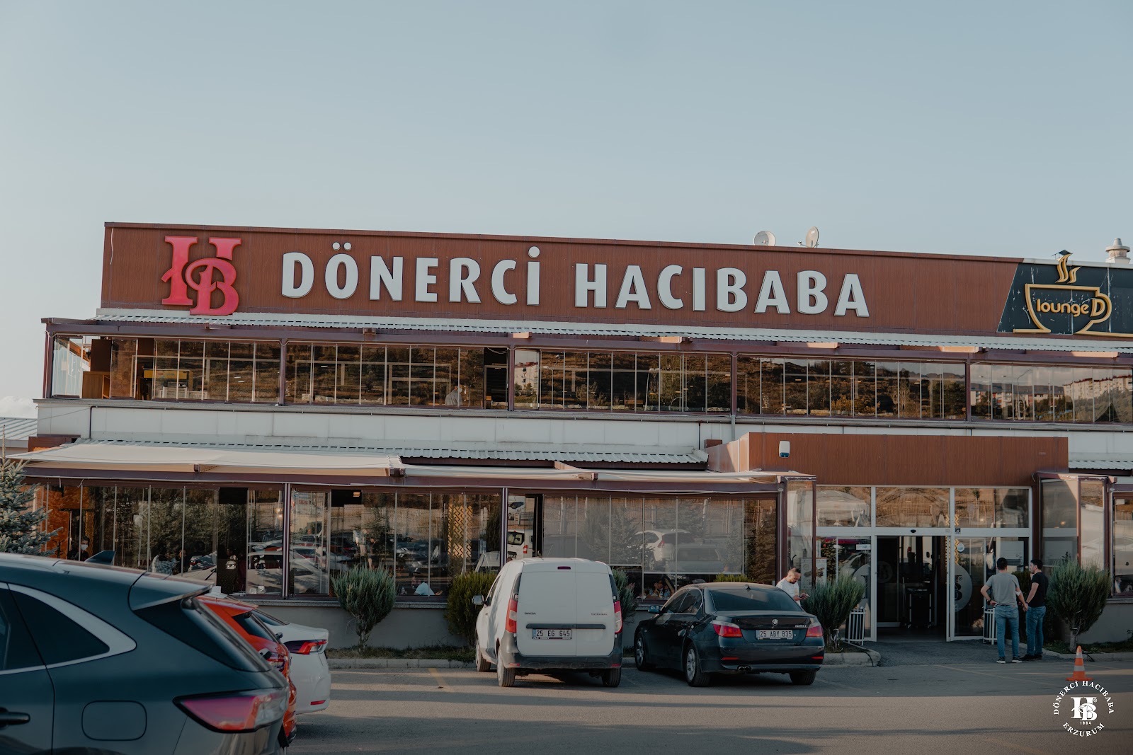 Çat Yolu Dönerci Hacıbaba Erzurum Restoran & Cağ Kebap — fotoğraf 1