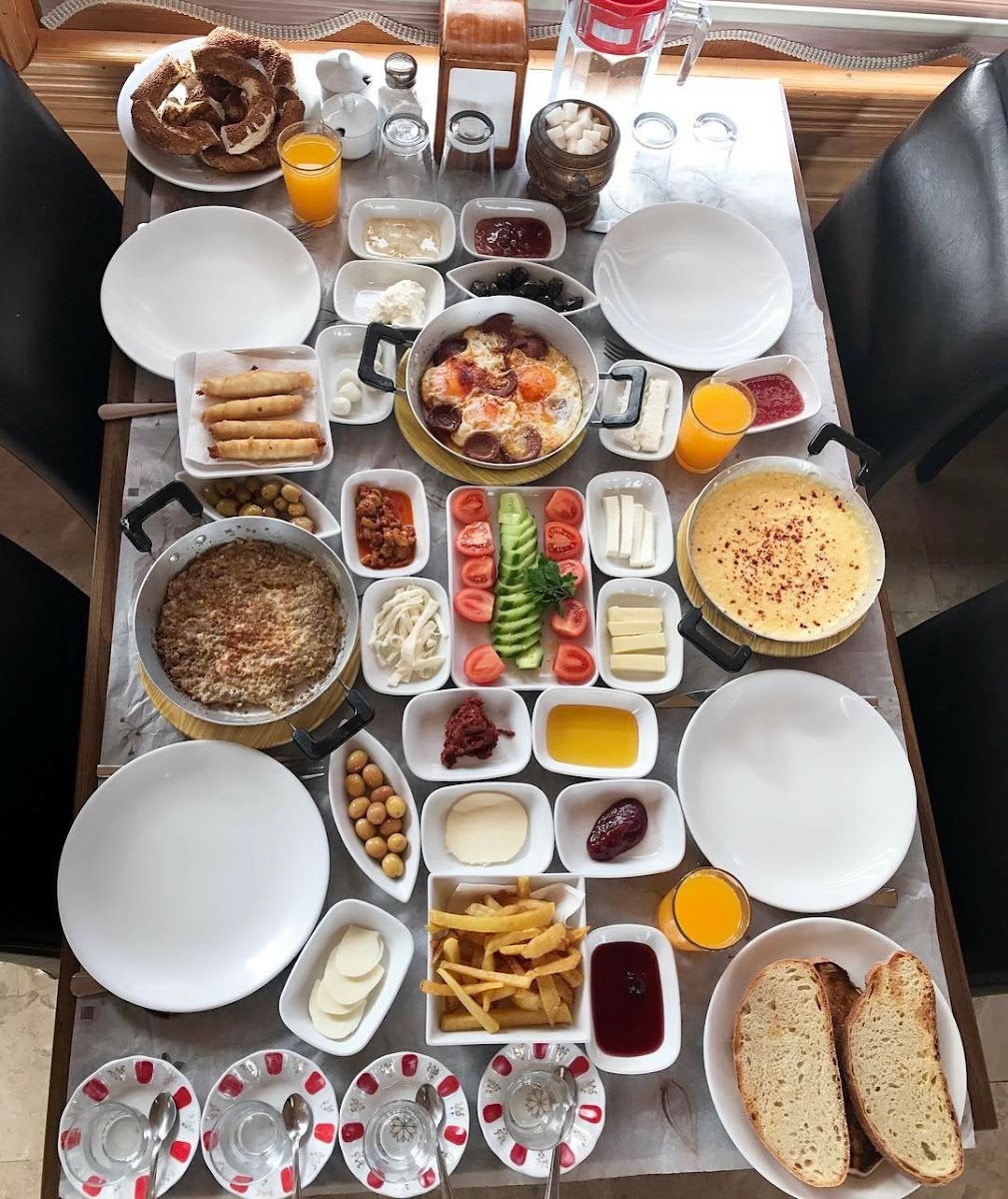 Cemil Piknik Meşhur Abant Kahvaltı — fotoğraf 8