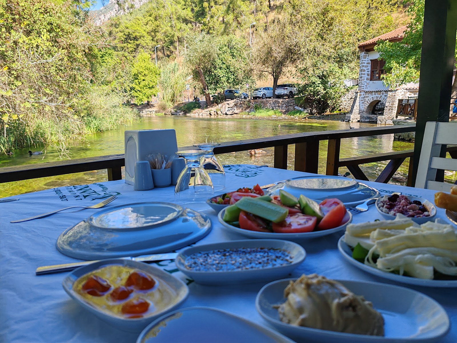 Cennet Restaurant - Azmak Başı Akyaka — fotoğraf 5