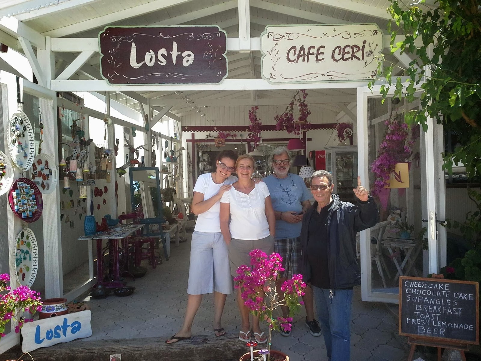 Ceri's Cafe — photo
