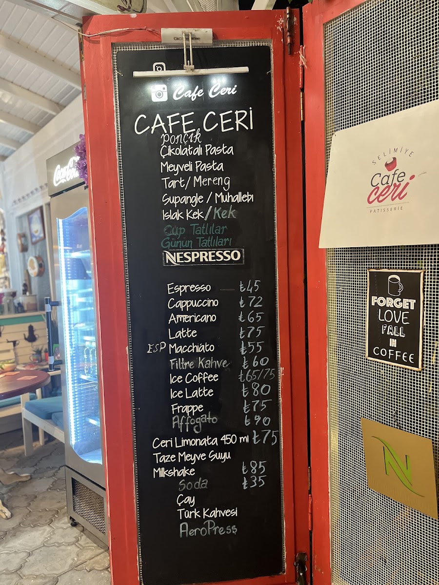 Ceri's Cafe — photo 4