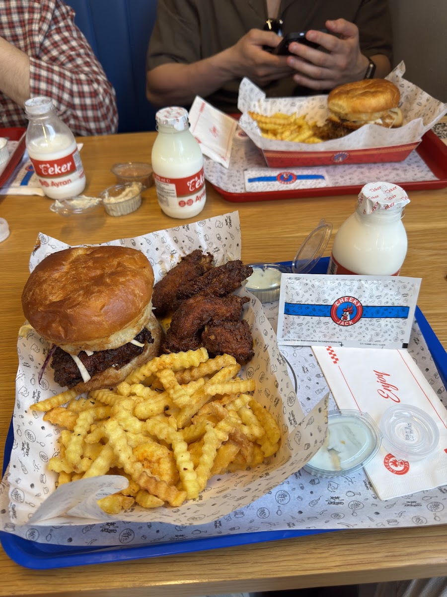Cheeky Jack — fotoğraf 2