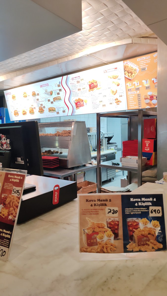 Chexper Restoran Çıtır Tavuk مطعم شكسبير طرابزون — photo 3