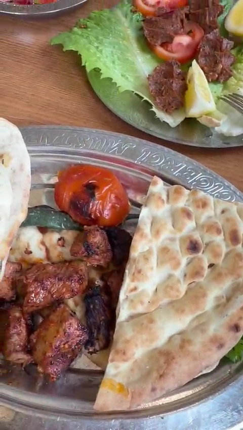 Ciğerci Mustafa Kalealtı — fotoğraf 2