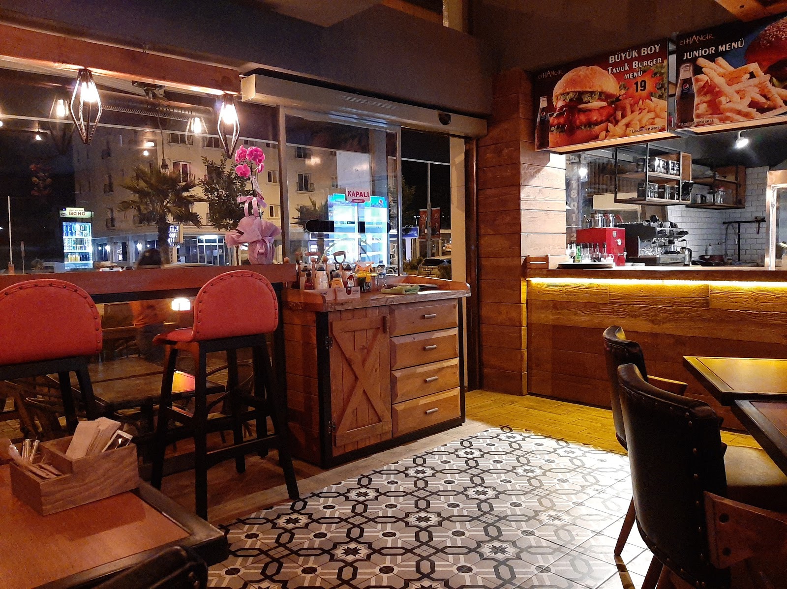 Cihangir Burger STEAK HOUSE restaurants — fotoğraf 3